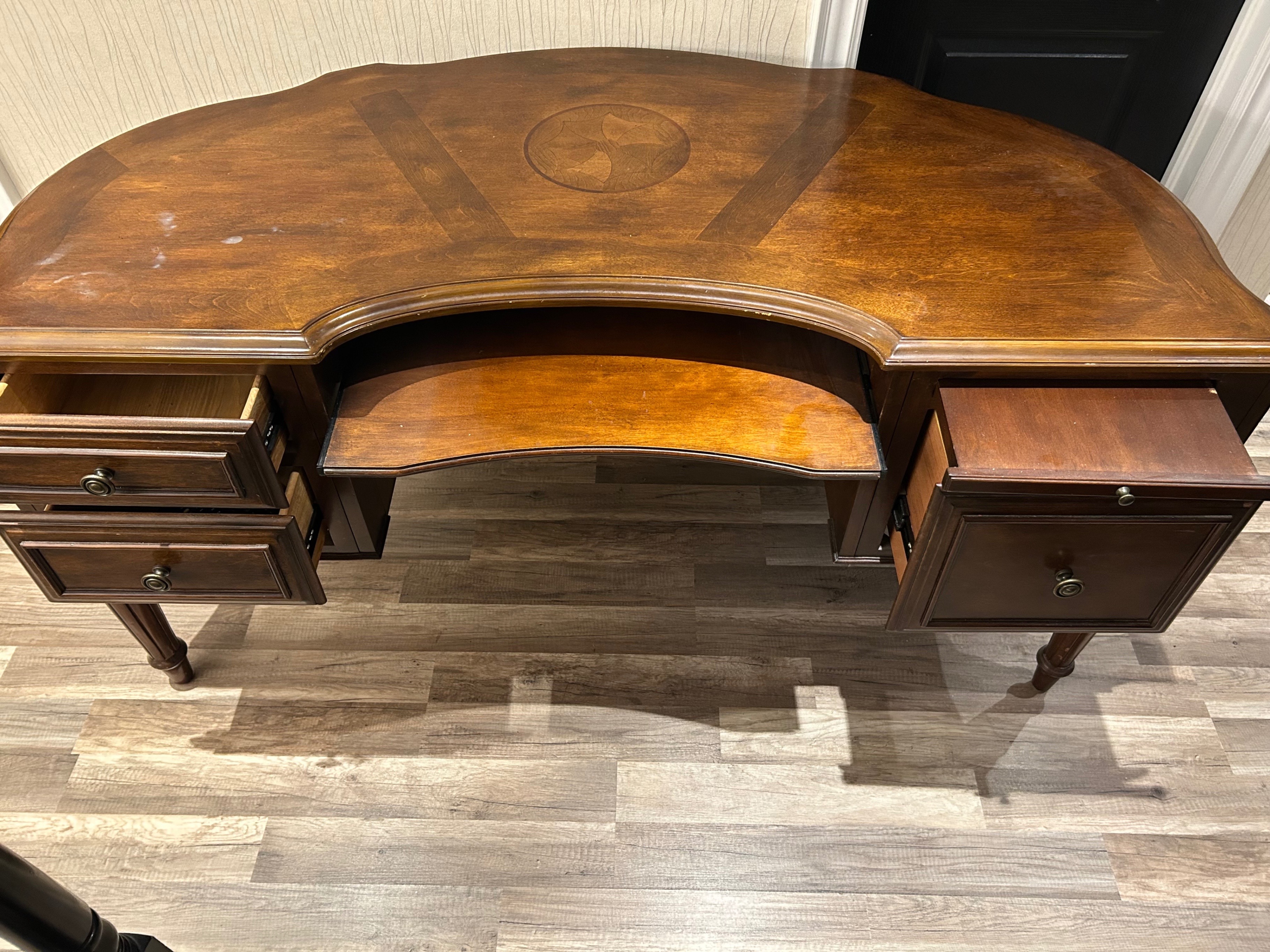 Large Wood desk for studying. In excellent condition