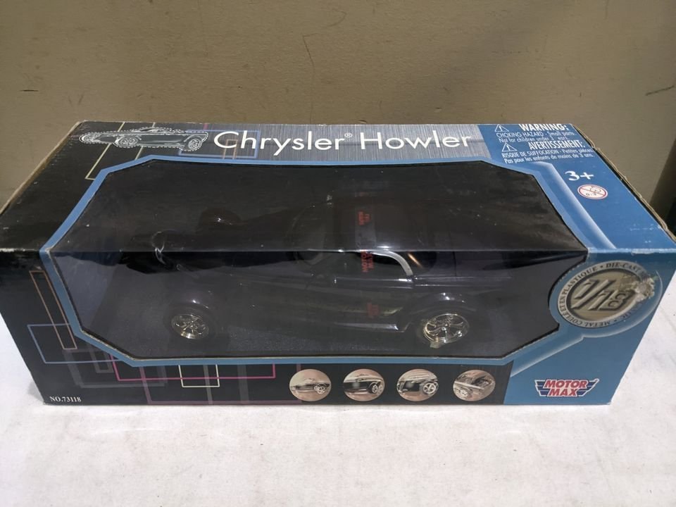 Motormax 1/18 Scale Diecast - 73118 Chrysler Howler Metallic