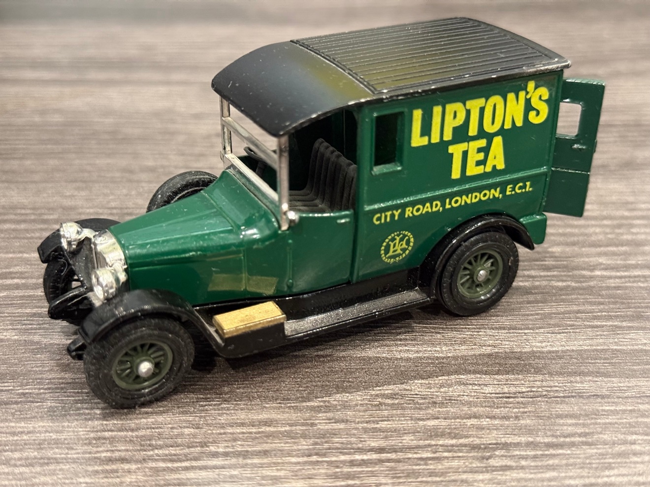 Matchbox Yesteryear Y-5 1927 Talbot Van - photo 3