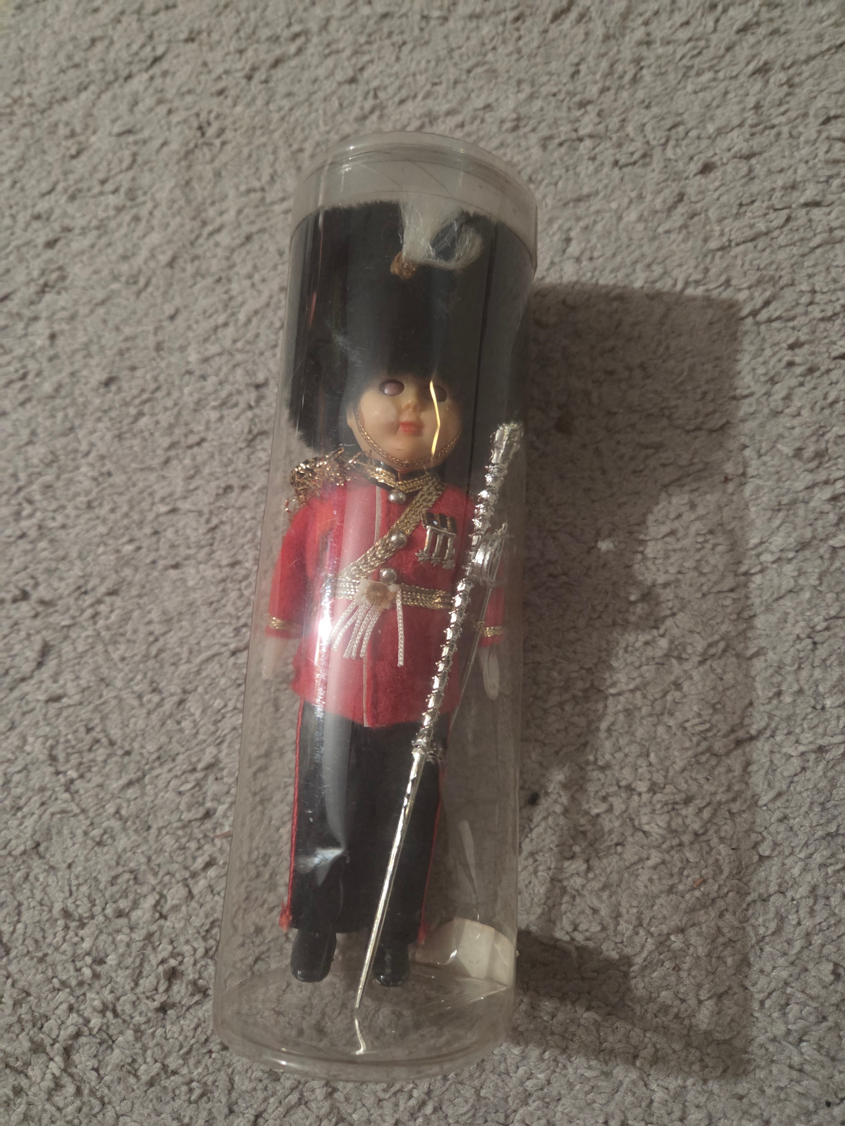 Vintage Empire Made Queen's Guard Souvenir Doll, Orig Tube, 7.5"