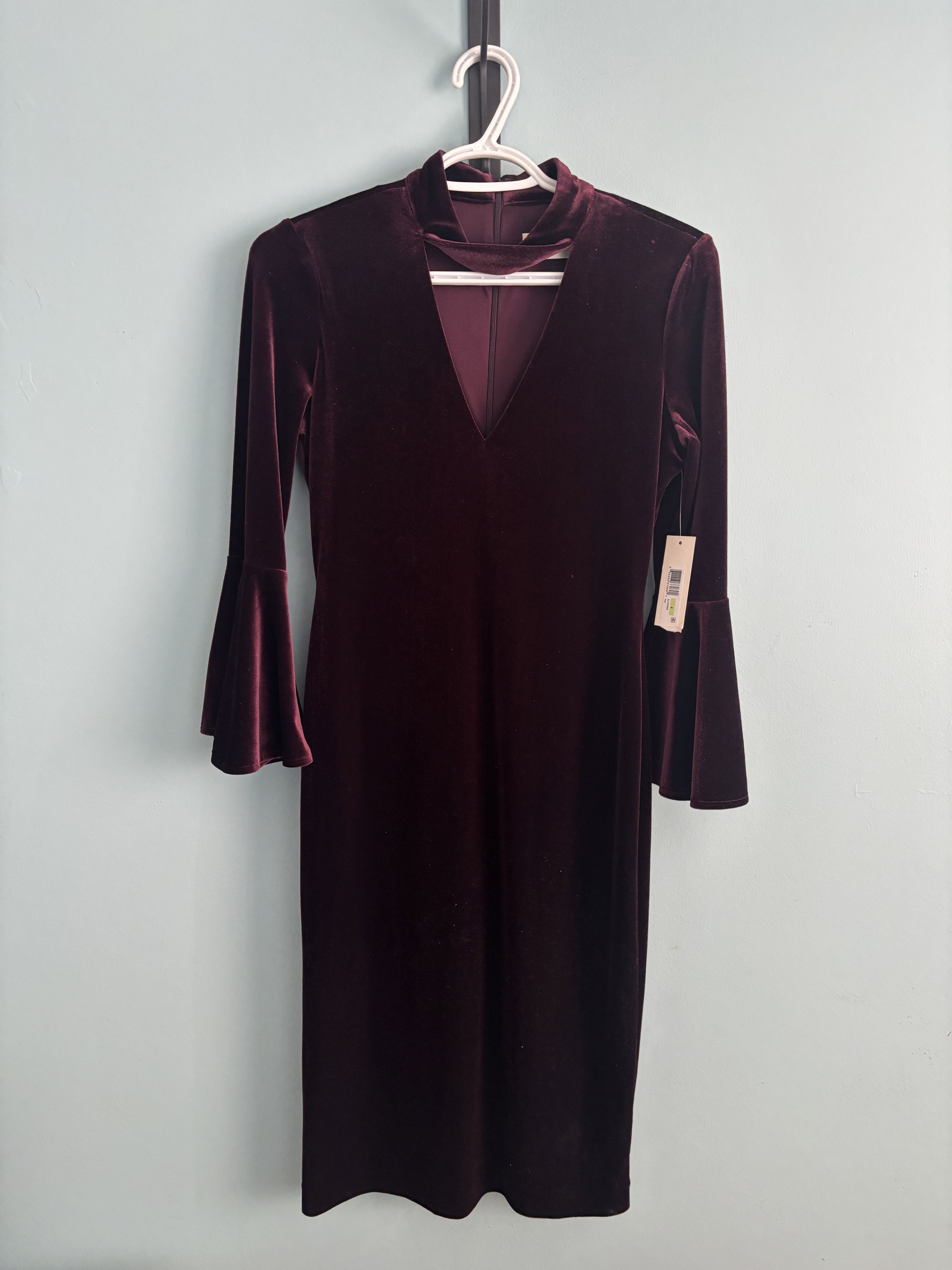 Eliza J Ruched Velvet V-neck Midi Dress - photo 2