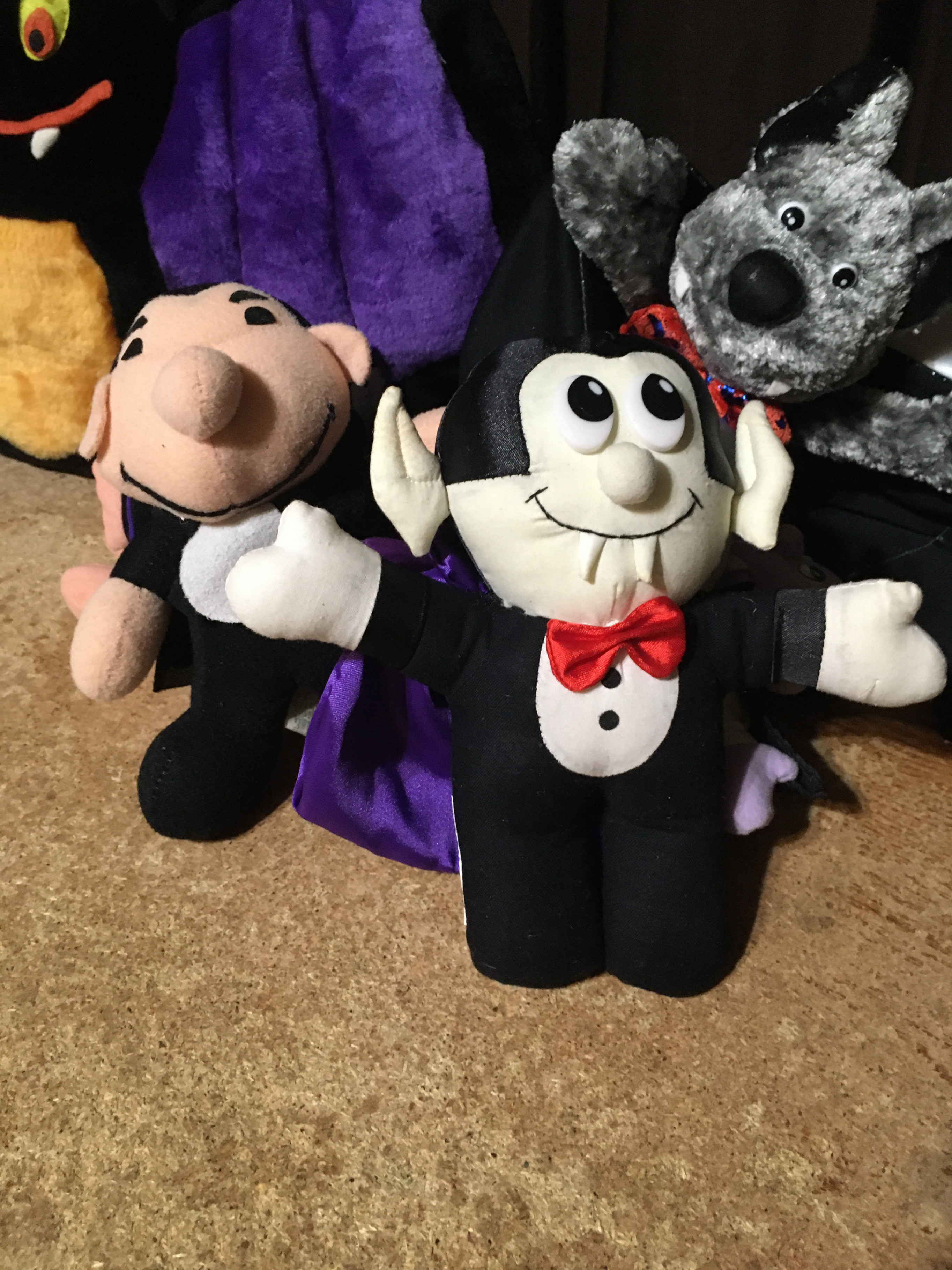 LOT OF 16 BATS DRACULA VAMPIRE BATS PLUSH BEANIE HALLMARK RUSS - photo 3
