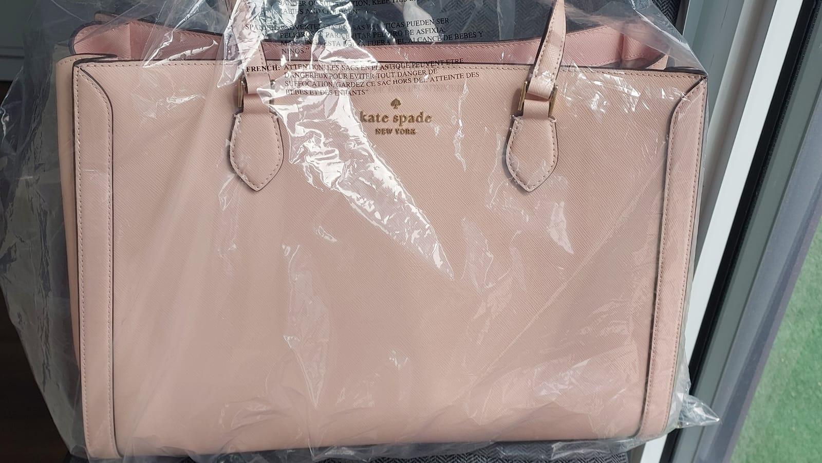 Selling a beautiful Kate Spade Tote bag - photo 2