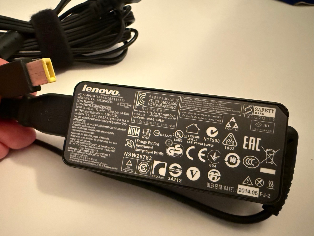 Lenovo 45W Laptop Charger ADLX45NLC3A - Genuine OEM - photo 3