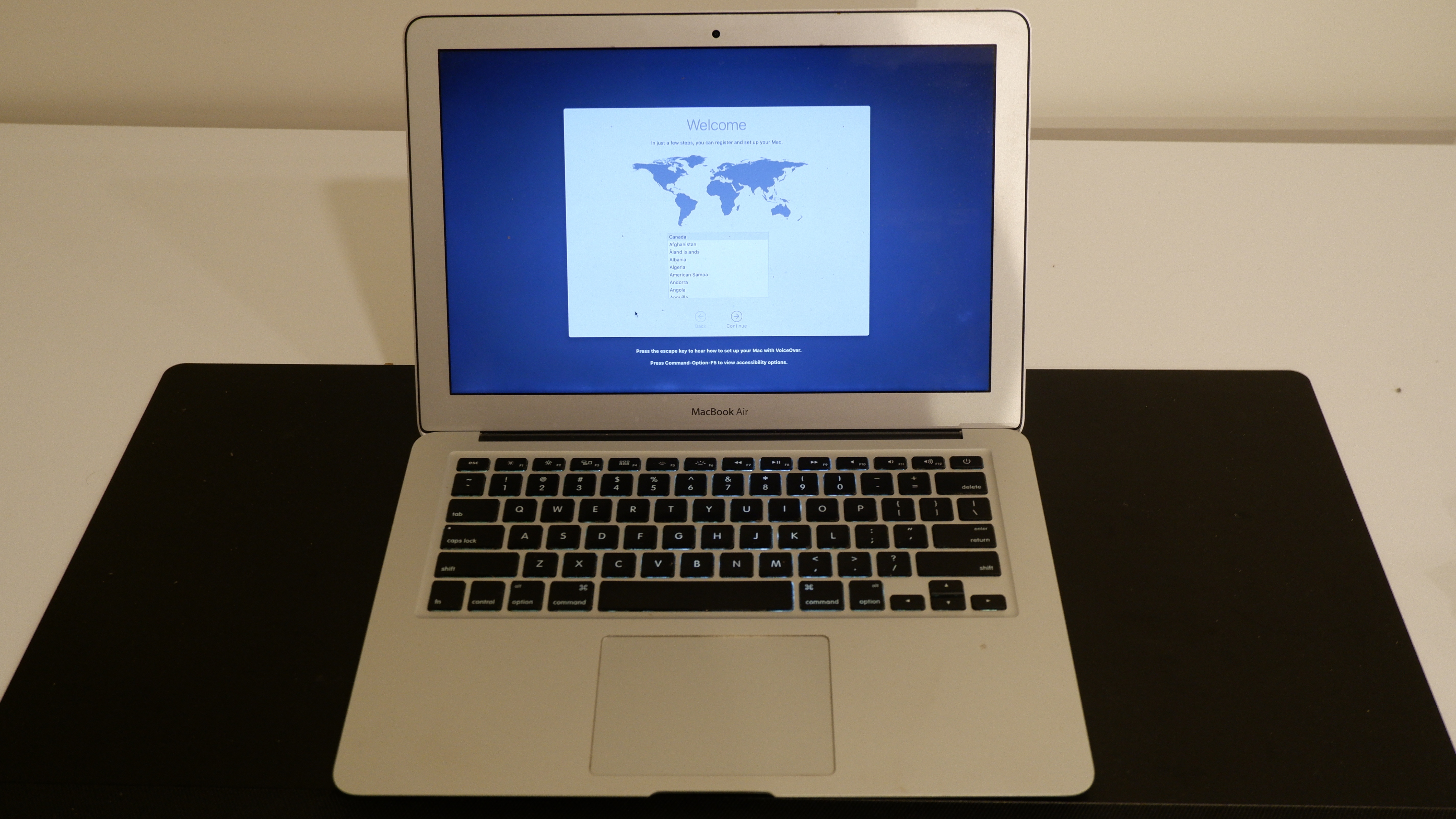 Apple MacBook Air (2013) - photo 2