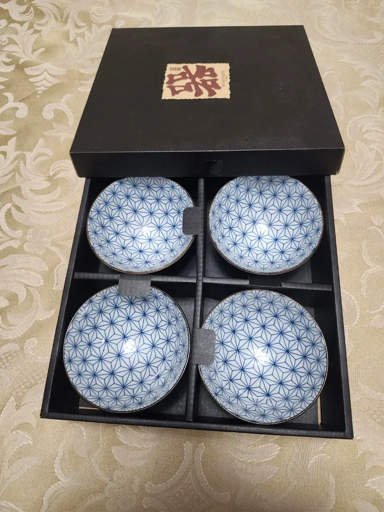 Set of 4 Japanese Style Ceramic Bowls