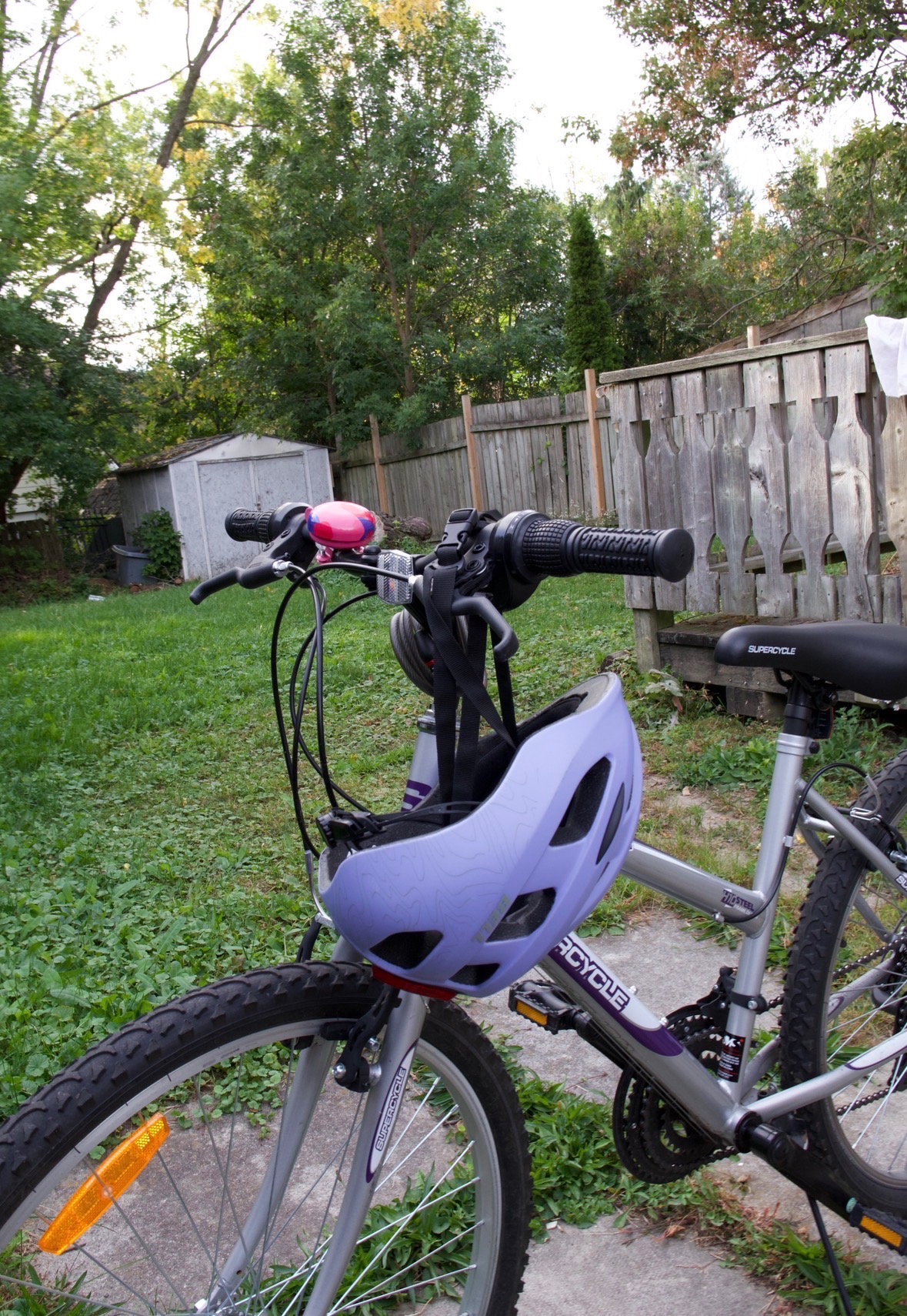 18 speed bike with helmet - photo 3