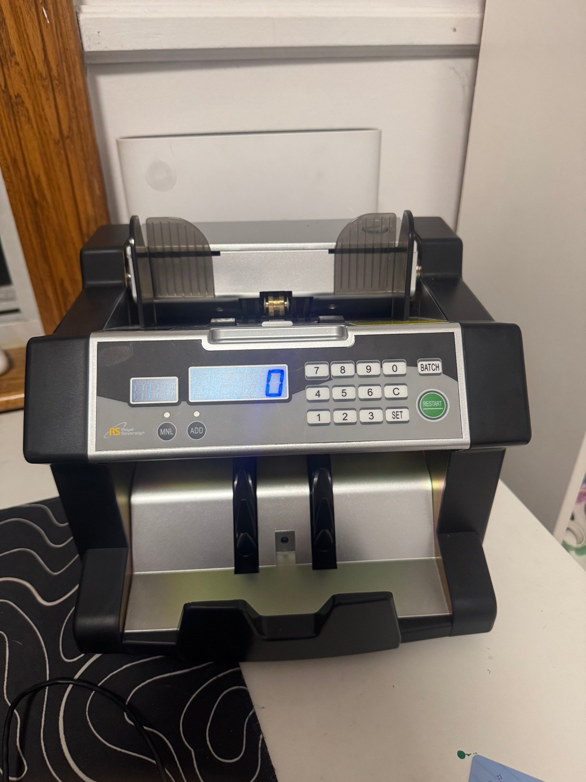 Royal Sovereign Bill Counter - Money Counting Machine