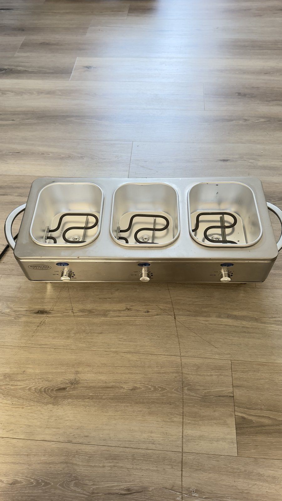 Nostalgia Electrics Buffet Server & Cooker 06188 – 3 Dish, 1500W - photo 2