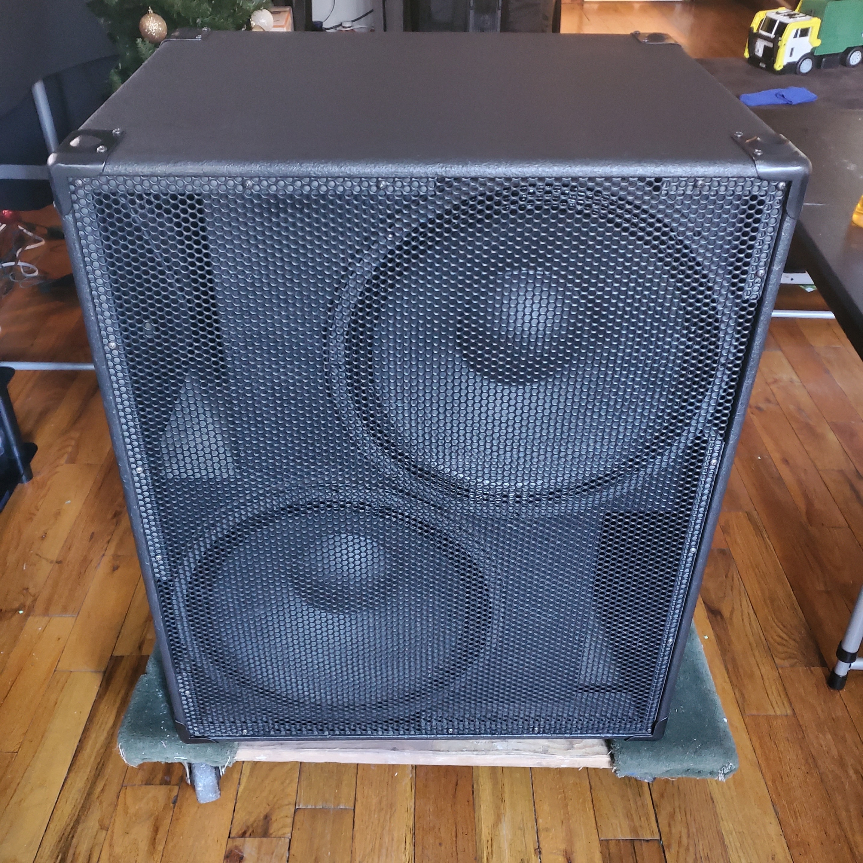 EAW SB250zR Dual Passive 15" Subwoofer