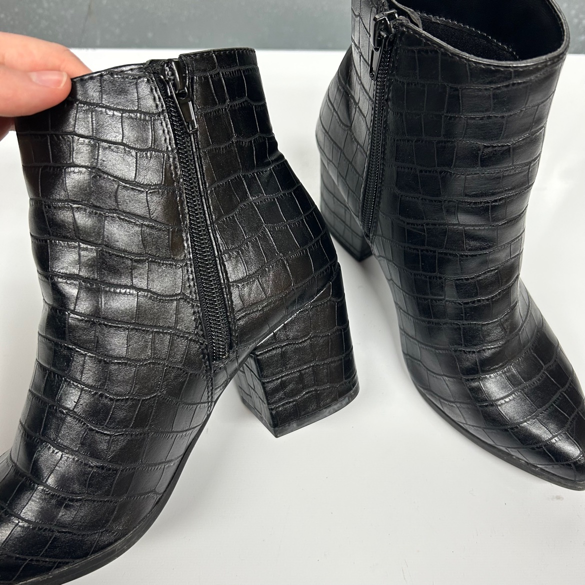 George Black Croc Ankle Boots – US 6, Like New - photo 3