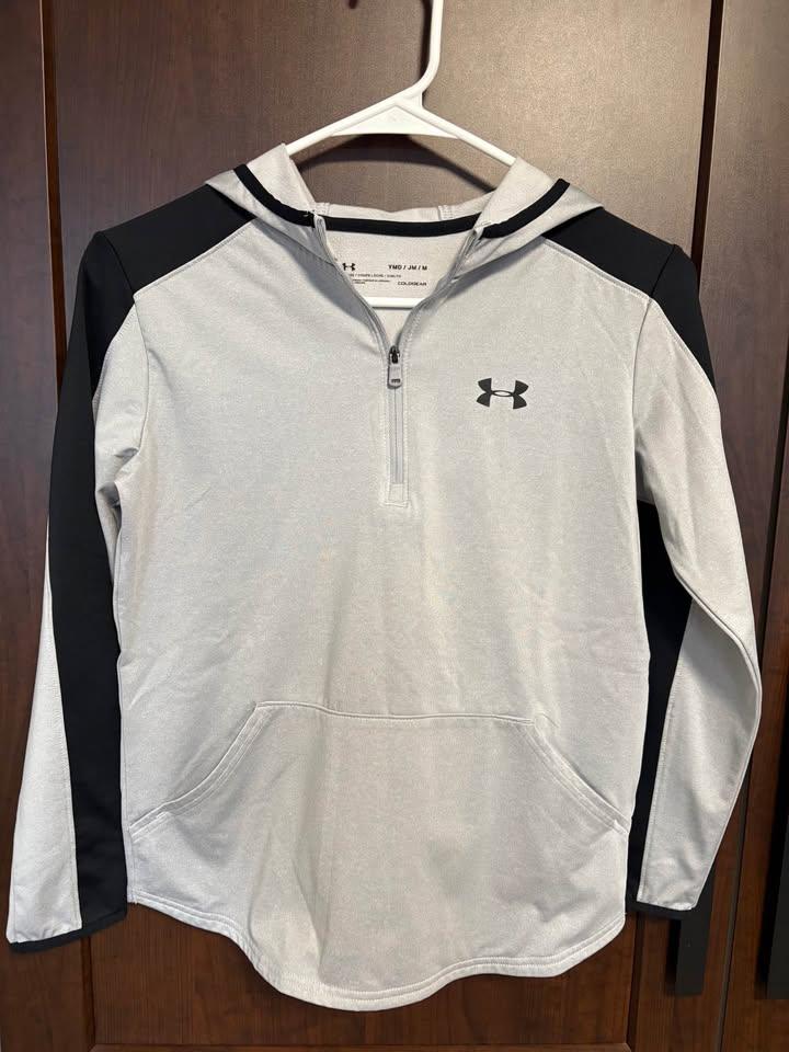Under Armour - Youth M - 11-13 yrs Boys -USED - photo 2