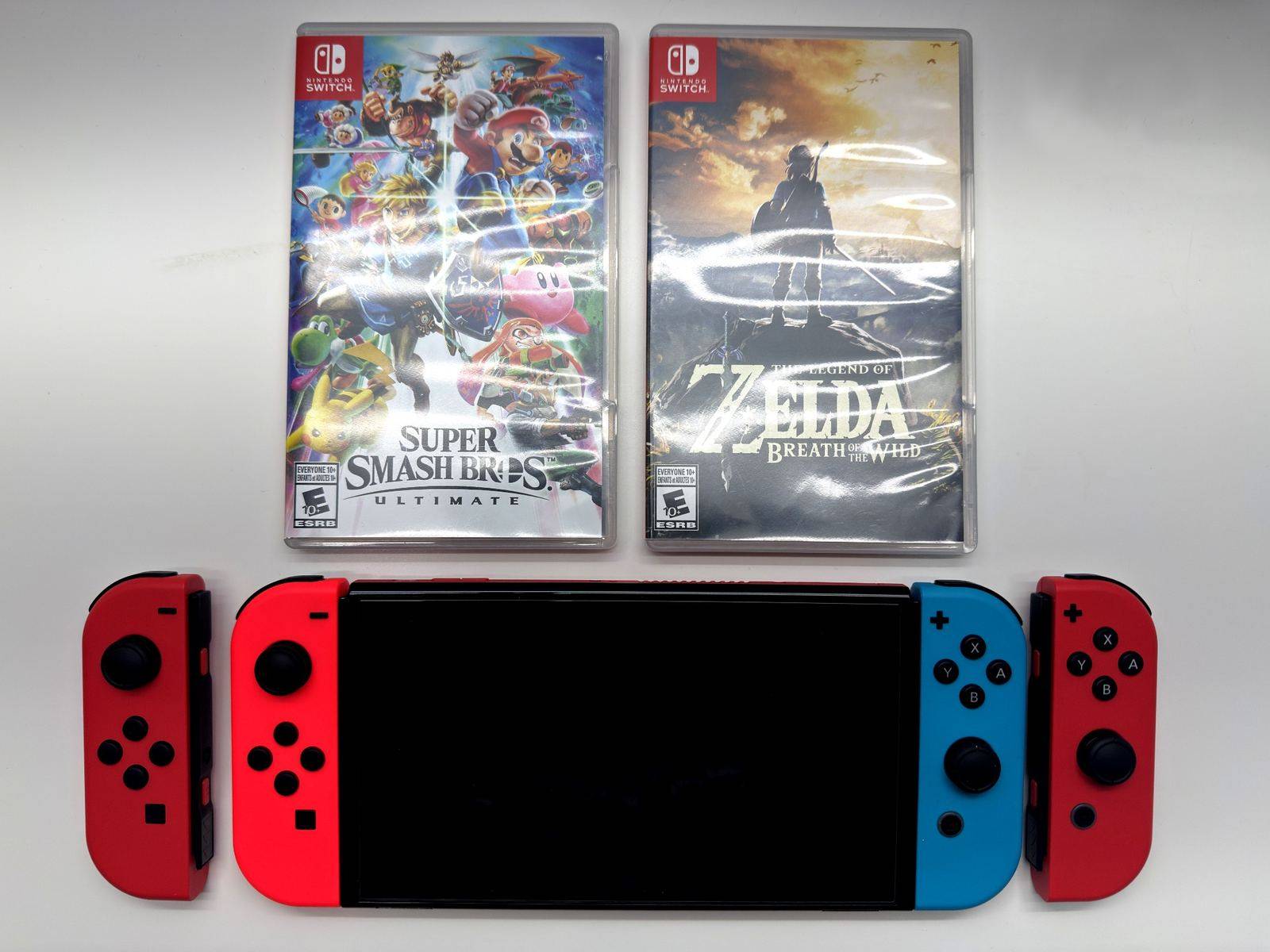 Nintendo Switch OLED (Mario Edition) - Bundle