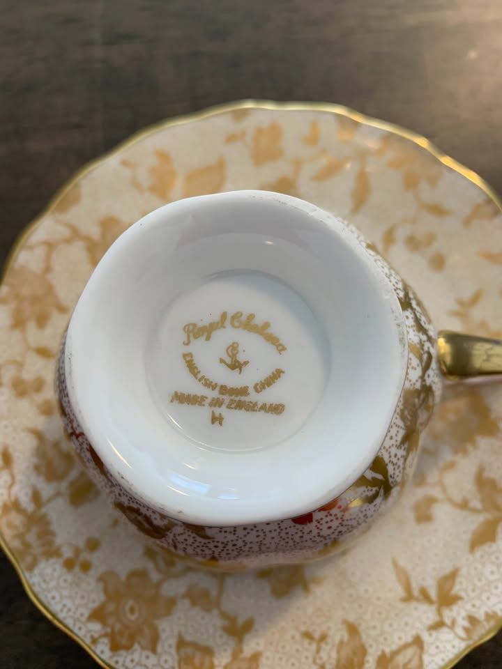 Royal Chelsea Gold Floral Tea Cup and Saucer Set - photo 2