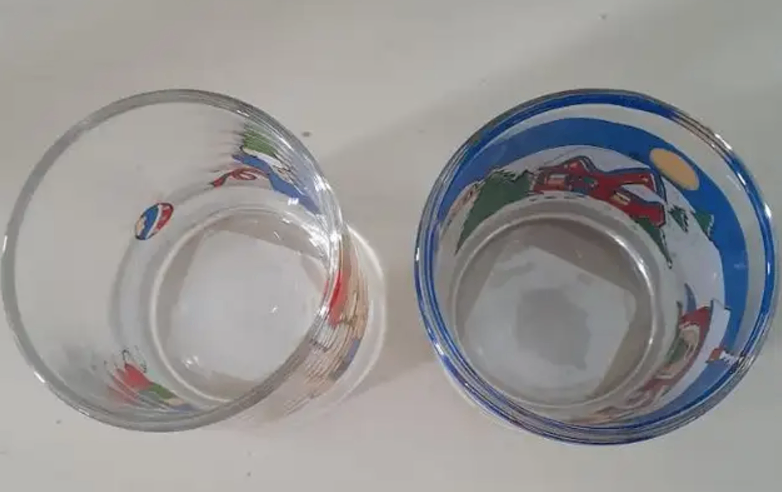 2 Vintage Anchor Hocking Christmas Glass Votive Candle Holders - photo 4