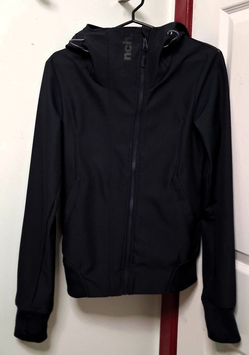 Bench Woman's Full-Zip Hooded Softshell Jacket Excellent Shape - photo 3