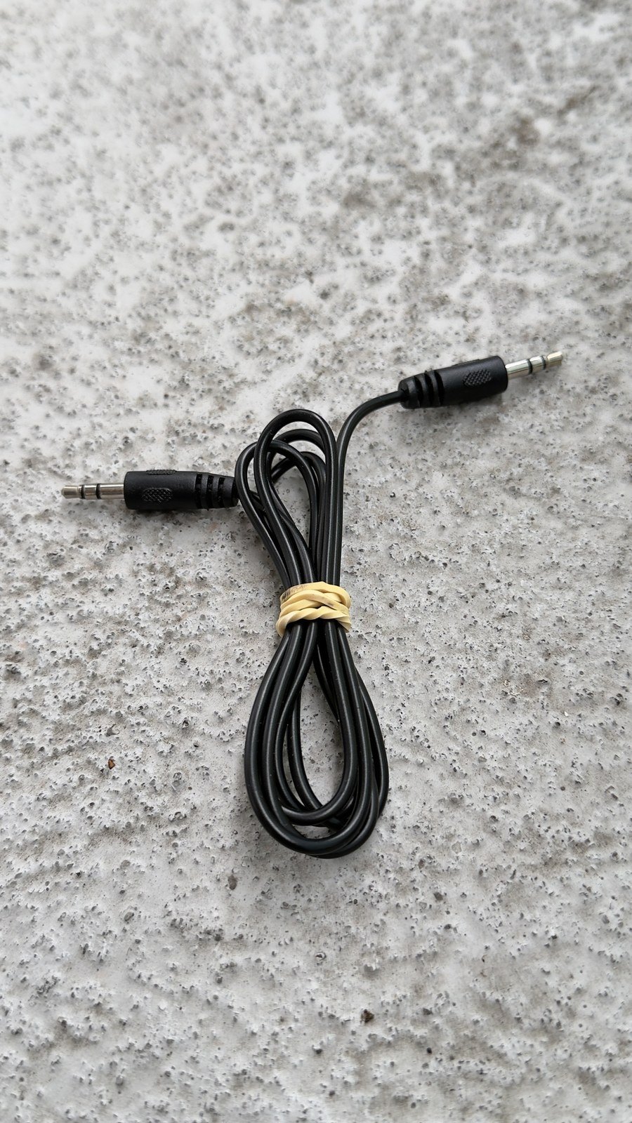 AUX Cords 3.5mm Male to Male – Car / Speaker Audio, $5 Each - photo 4