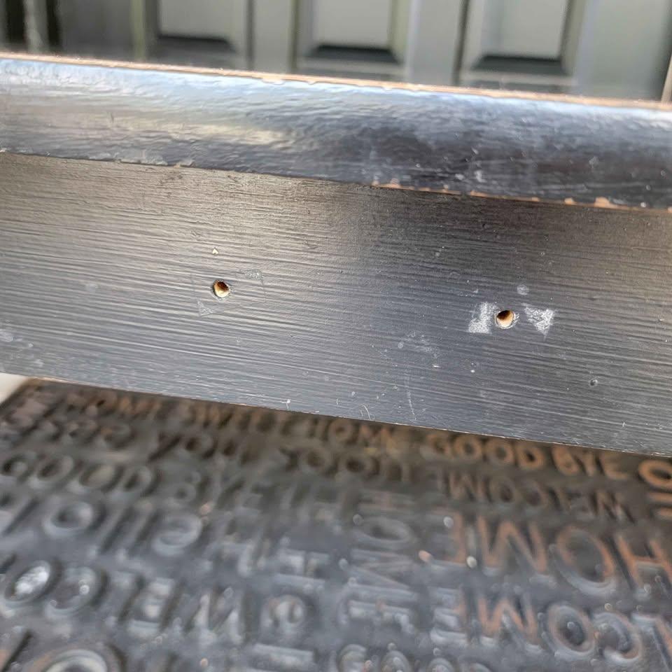 Vintage used black coffee table great for mancave - photo 5