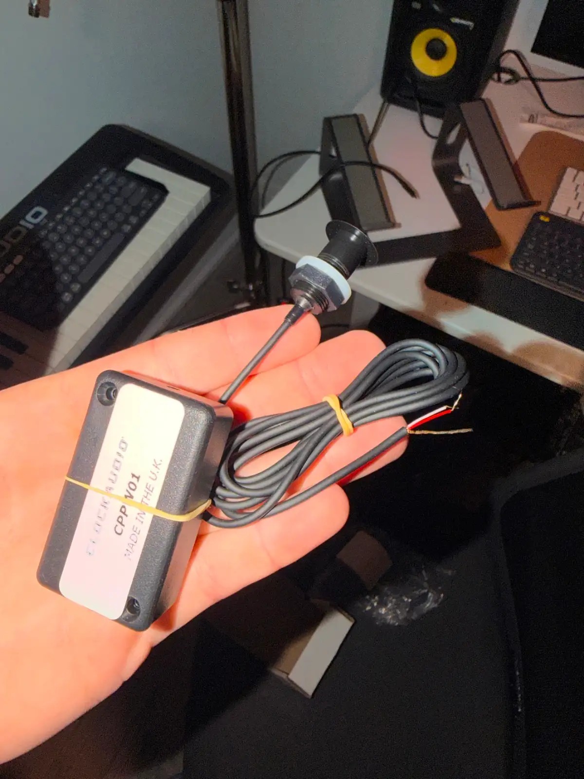 Clockaudio C 007WR Boundary Microphone w/ Phantom Adapter - photo 4