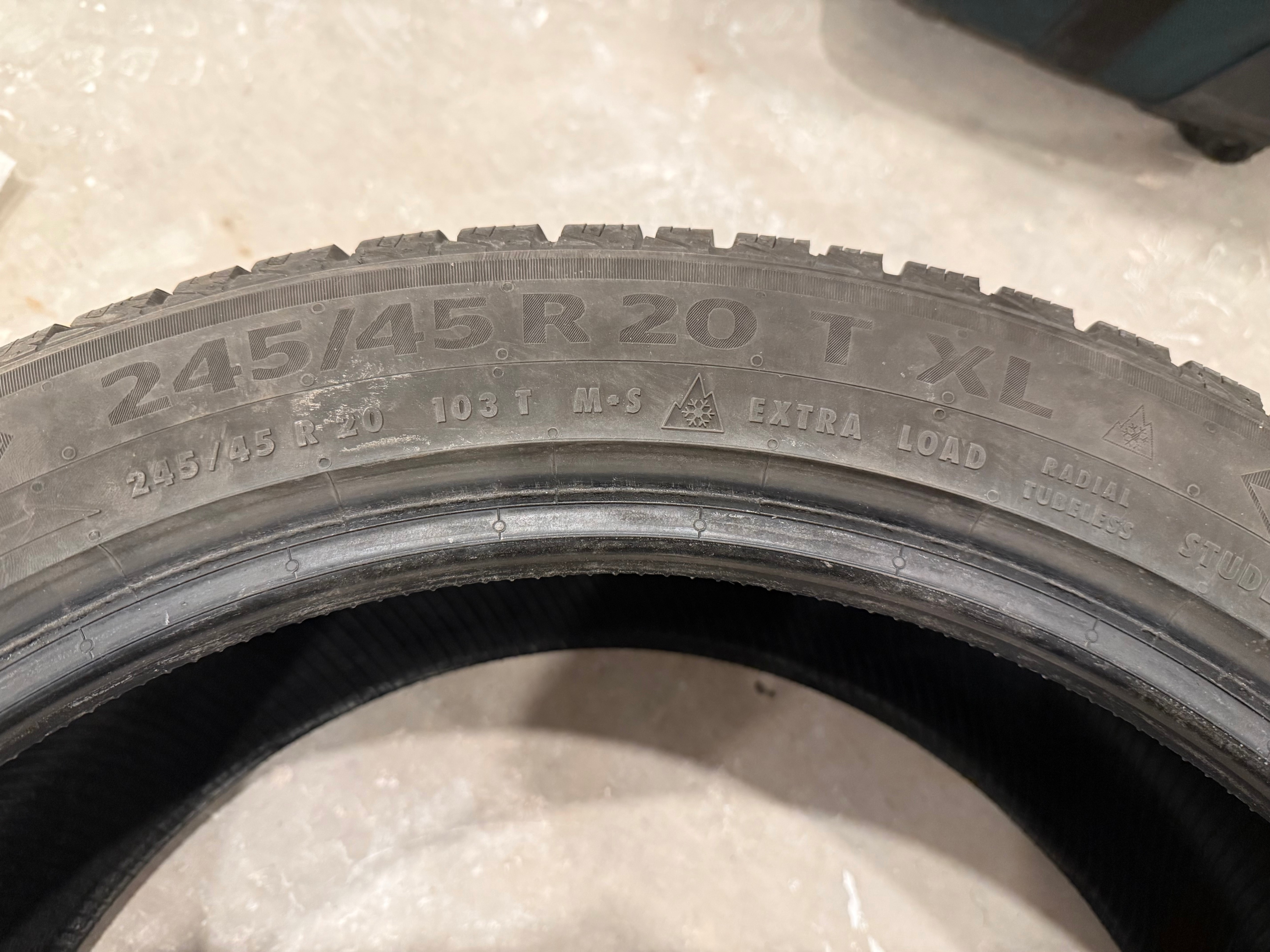 4x Continental VikingContact 7 Winter Tires - 245/45R20 103T XL - photo 4