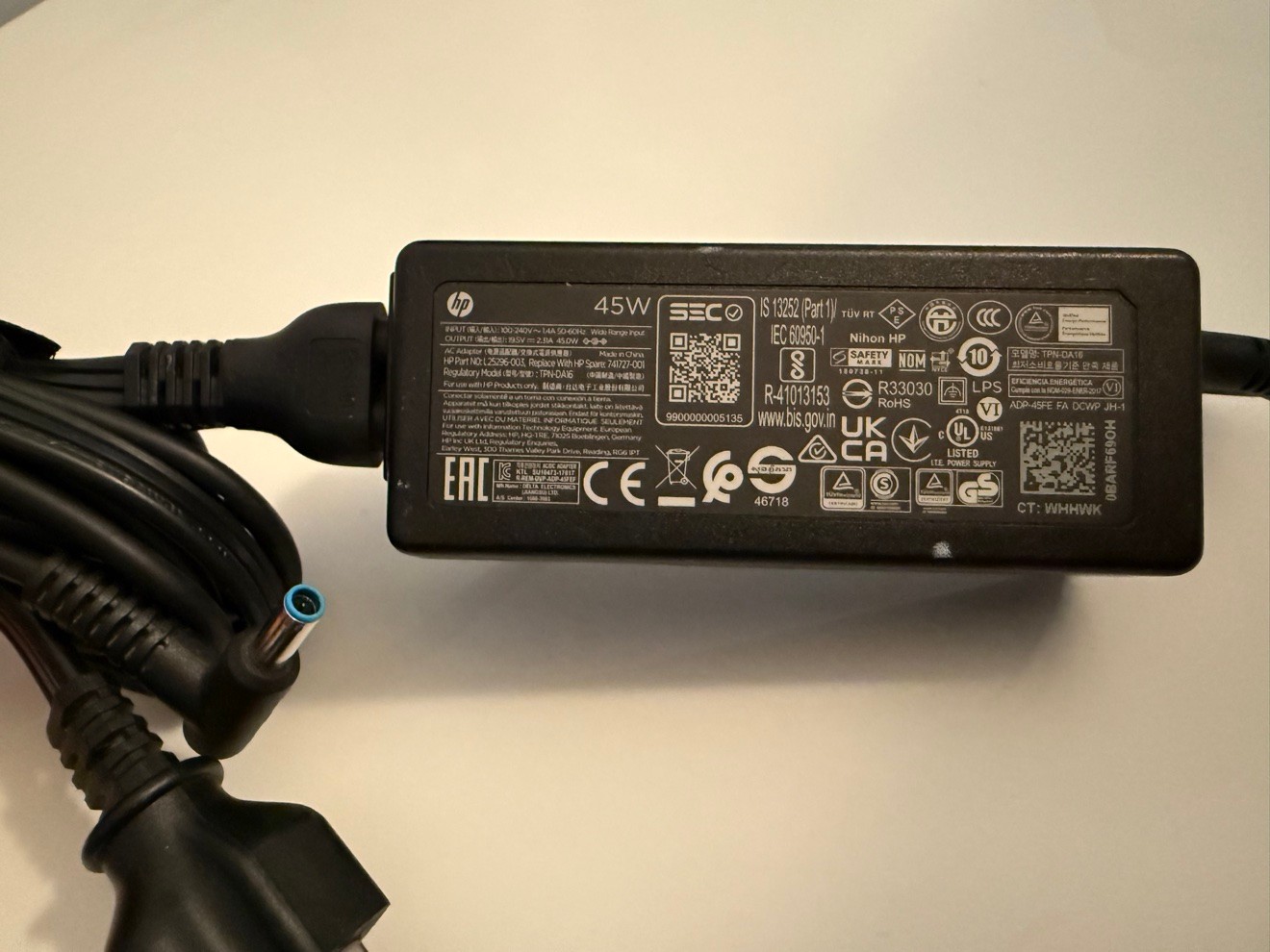 HP 45W Laptop Charger HSTNN-LA40 19.5V 2.31A - photo 4
