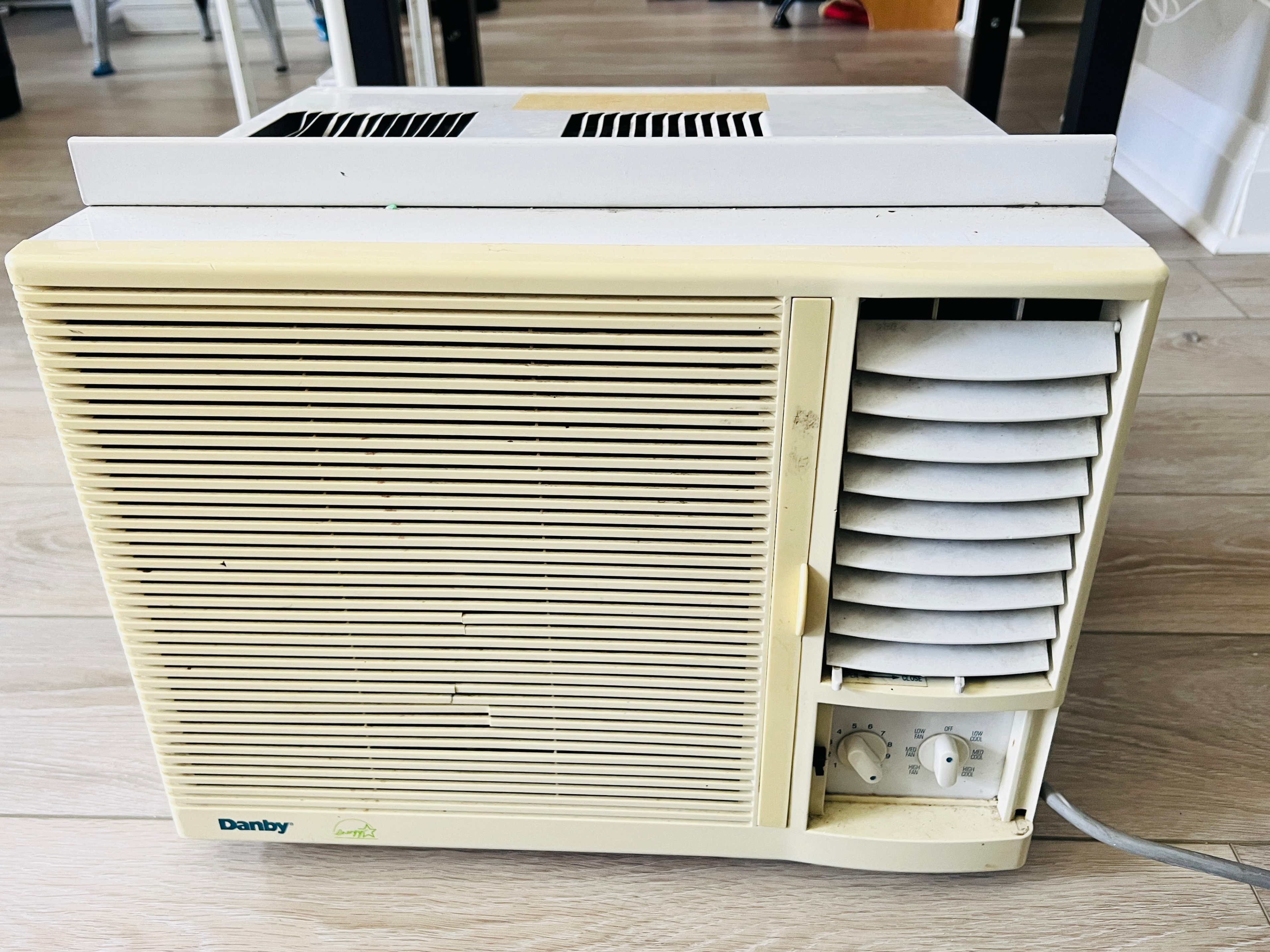 Danby Air Conditioner / climatiseur