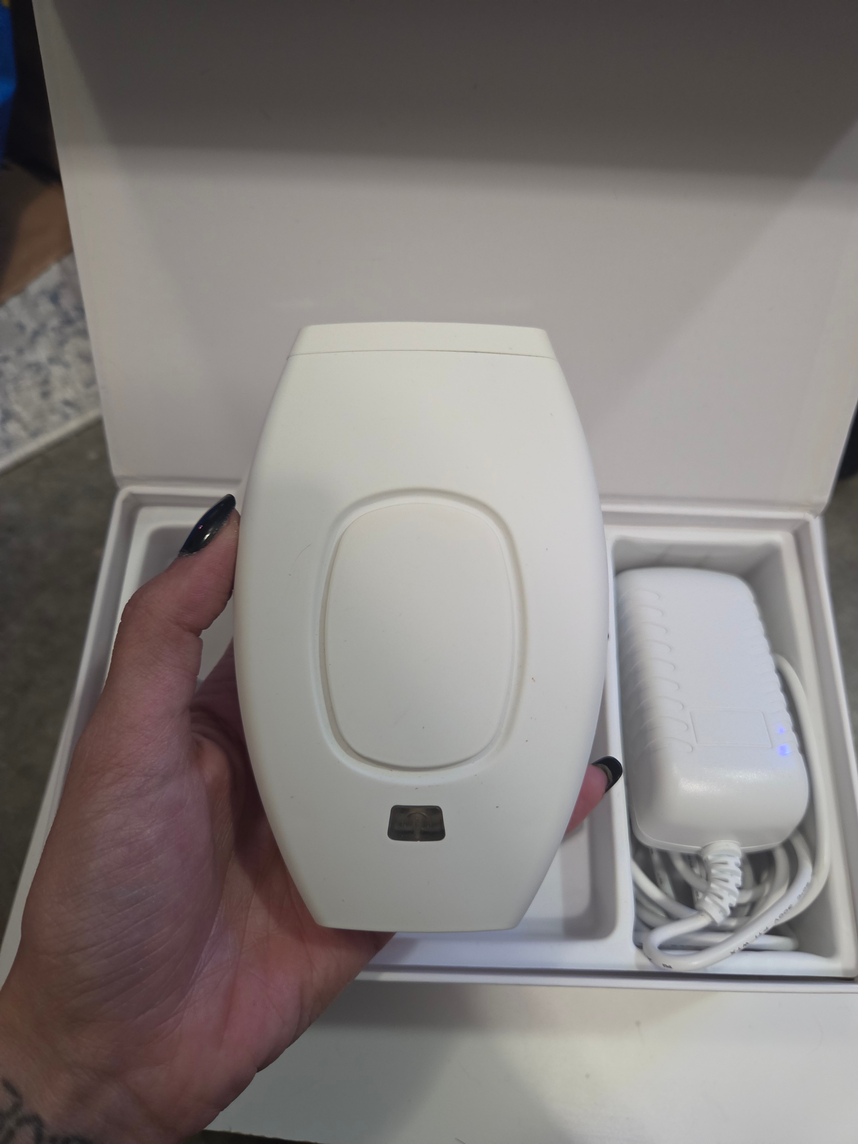 Kenzzi IPL Electric Hair Removal Handset Device - photo 2