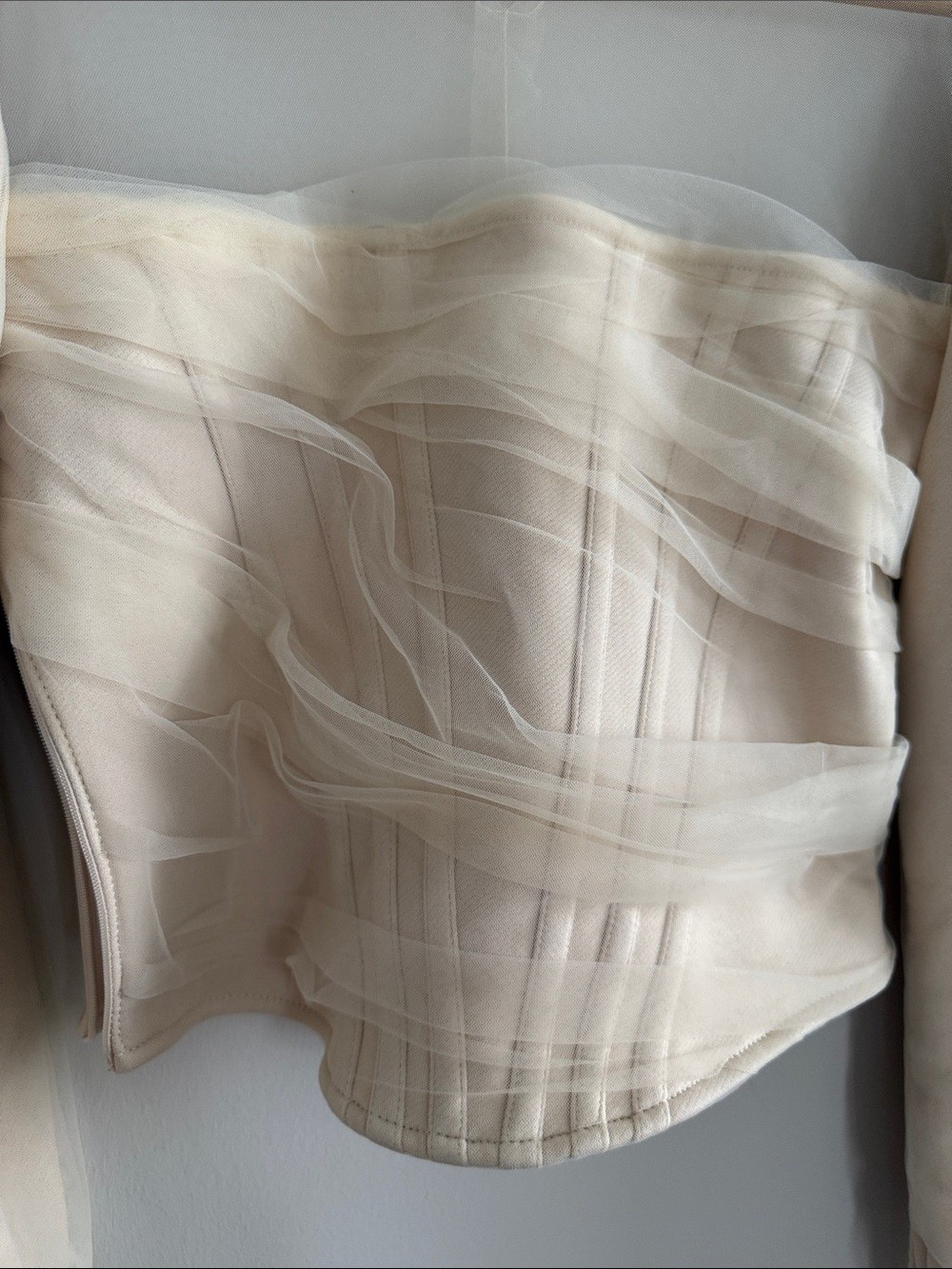 Structured Sheer Cream Puff-Sleeve Cropped Top - photo 3