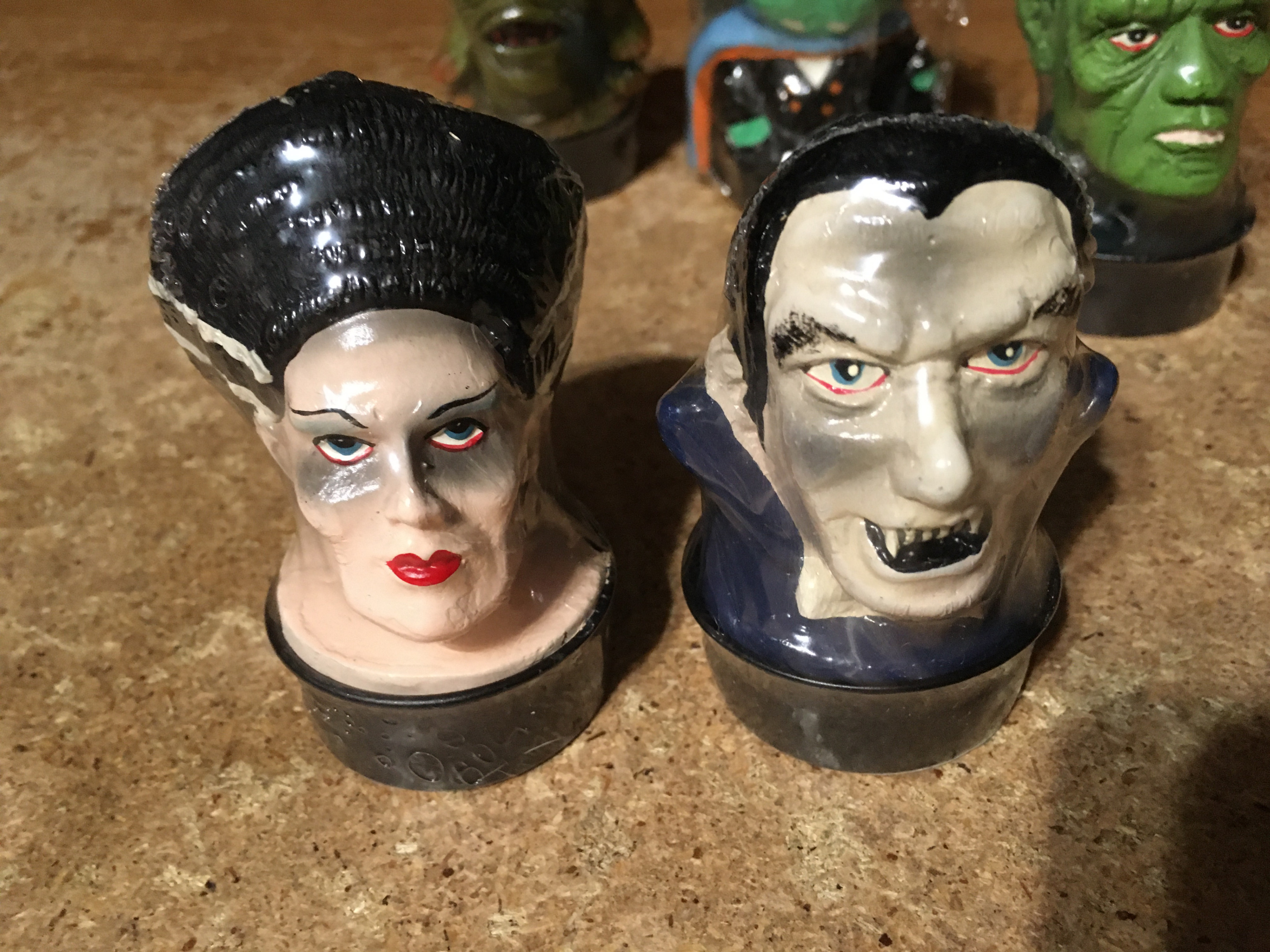 UNIVERSAL STUDIOS MONSTERS SET OF 4 CANDLES DRACULA FRANKENSTEIN - photo 3