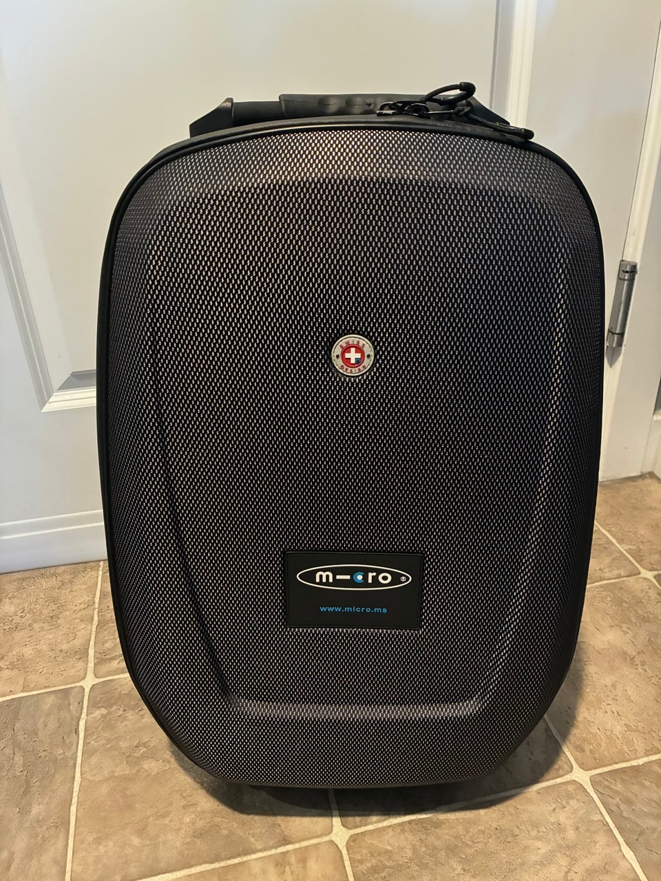 Micro Luggage 2.0 Scooter Suitcase - Excellent - photo 2