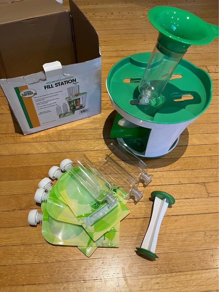 Little Sprout Baby Food Puree Pouch Fill Station