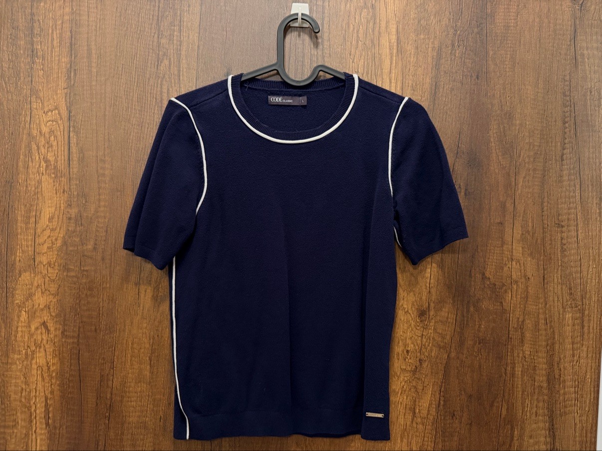 CODE Classic Navy Top with White Piping, Size L - photo 2