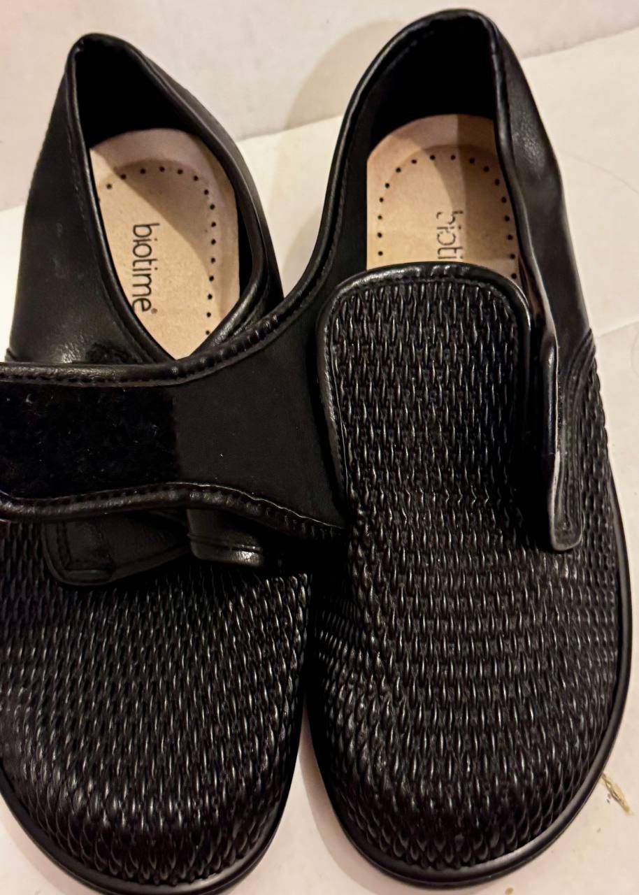 Biotime Dacey unisex therapeutic Shoes in black Size 44 - photo 2