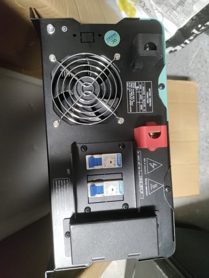 NEW Power Inverter, 2000W Pure Sine Wave, DC 12V to AC 220V - photo 2