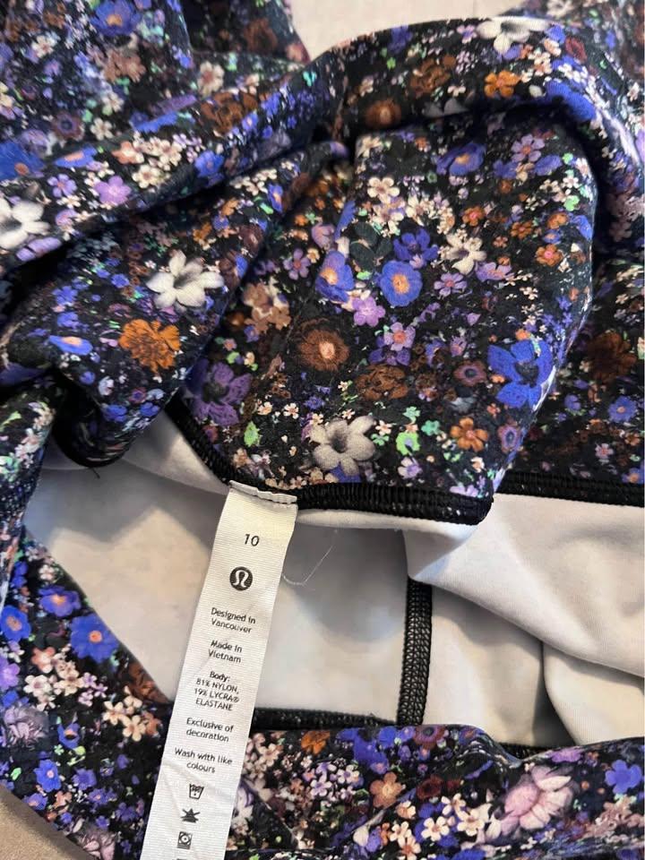 Lululemon size 10 shorts - photo 3