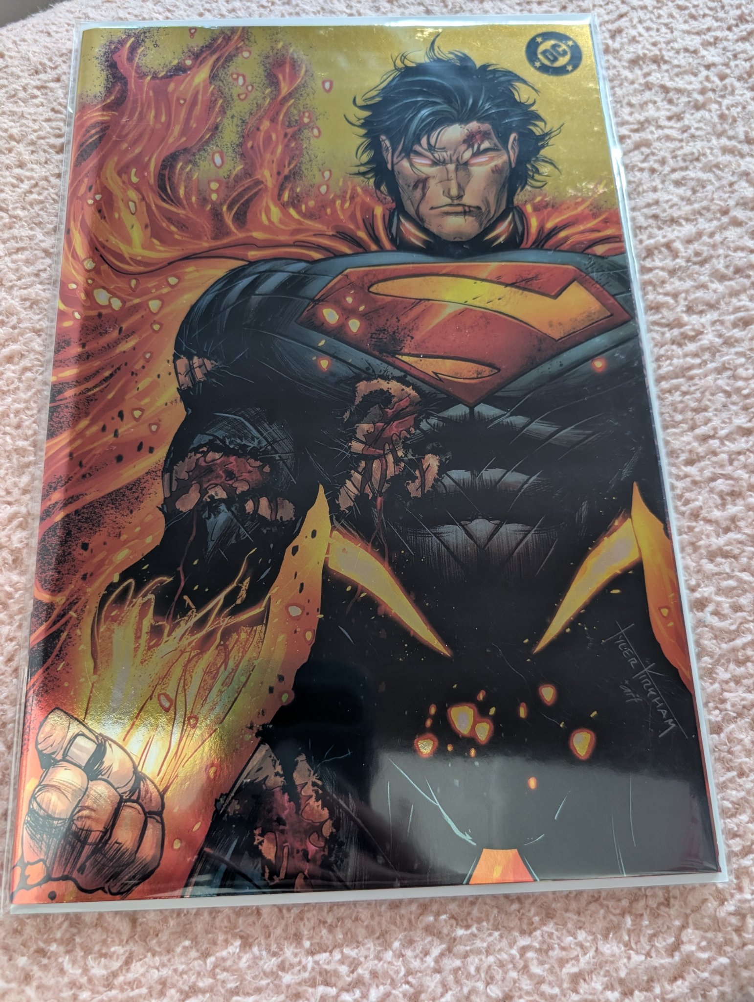 Absolute Superman #22 NYCC exclusive Tyler Kirkham Gold foil