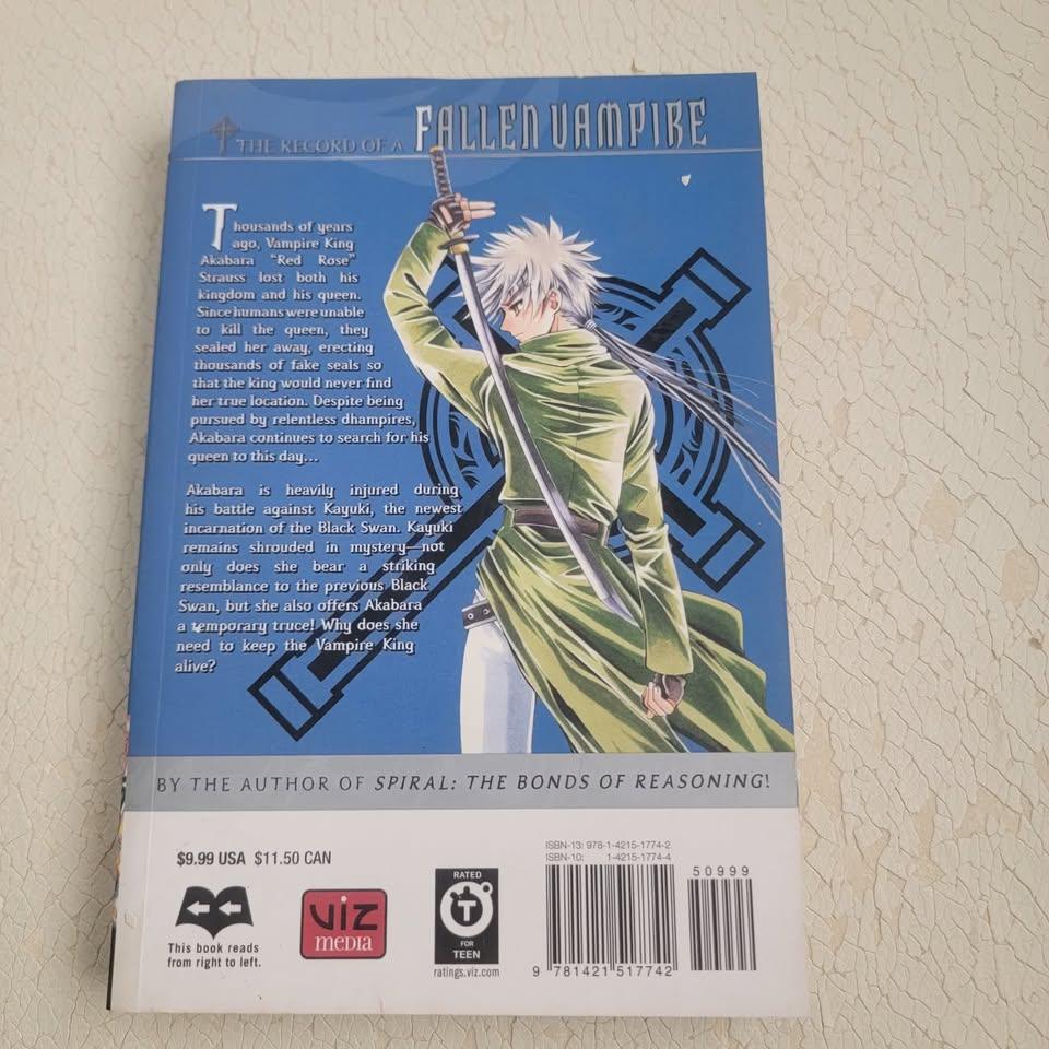 Record of a Fallen Vampire Vol 2 Manga Shirodaira Kimura Viz - photo 2