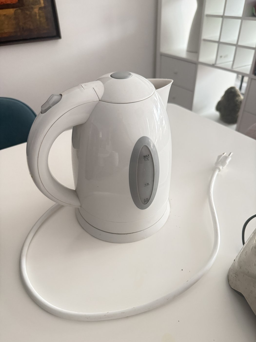 White Electric Kettle - 1.7L