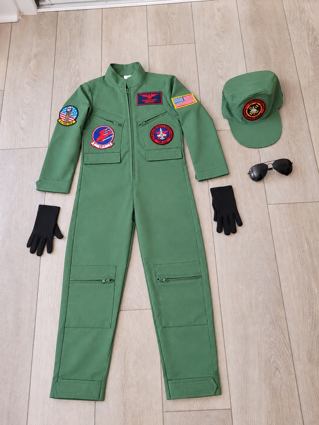 Kids Air Force Fighter Pilot Costume with Hat, Gloves & Sunglass