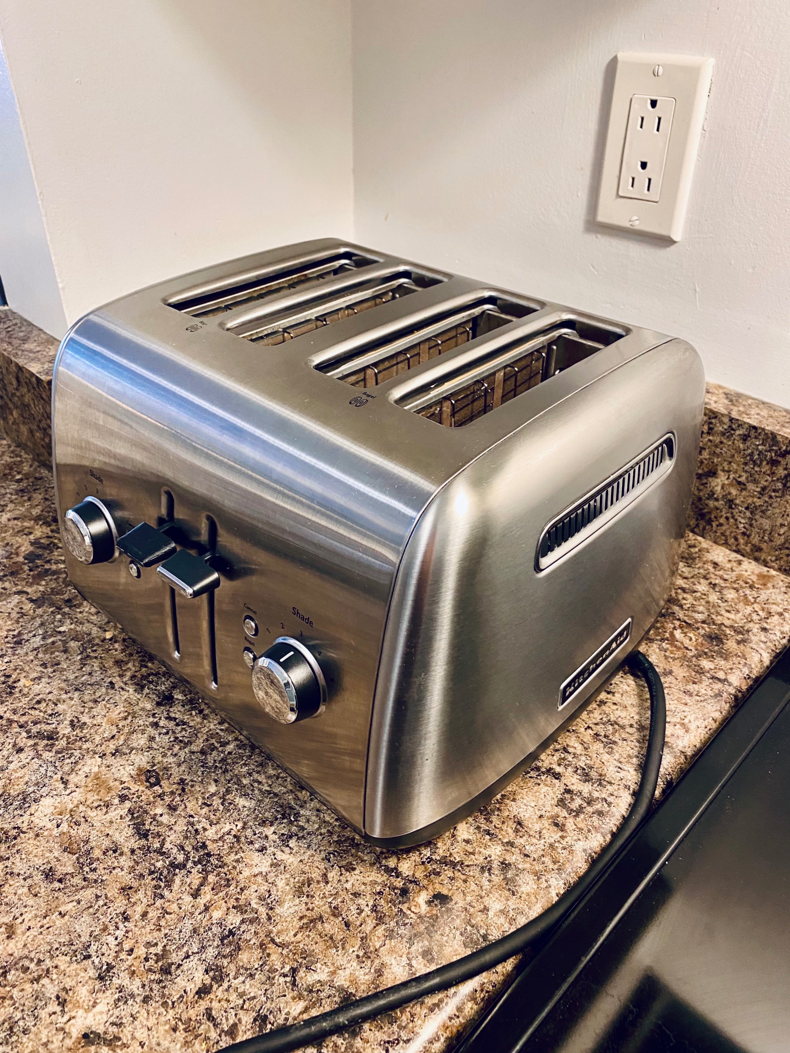 KitchenAid 4-Slice Toaster (KMT4115SX) 4-Slice Toaster - 1,800W