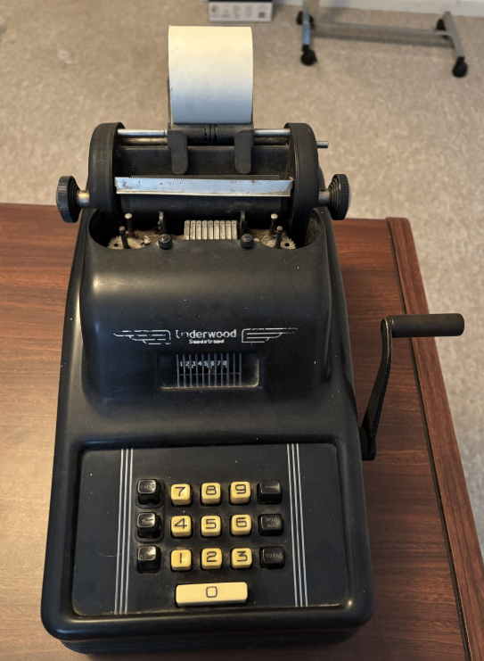 ANTIQUE Underwood Mechanical Adding Machine