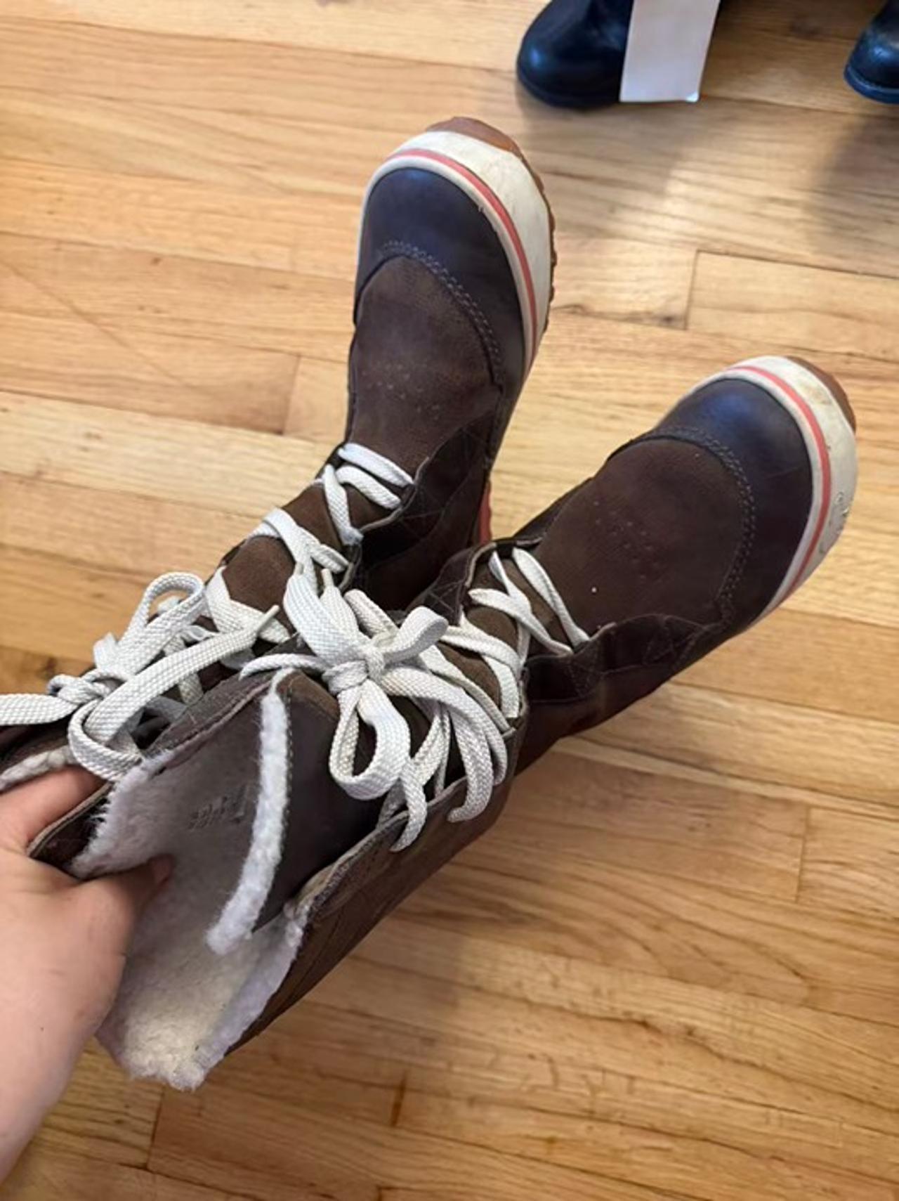 Sorel Brown Lace-Up Winter Boots Wedge Heel - Size 8.5 - photo 2