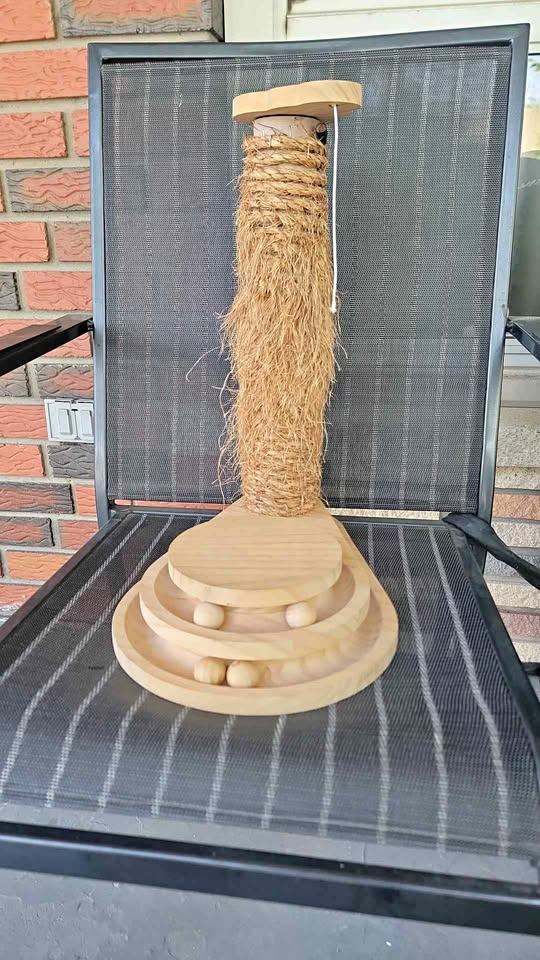 4-in-1 wooden cat scratching post sisal ball track