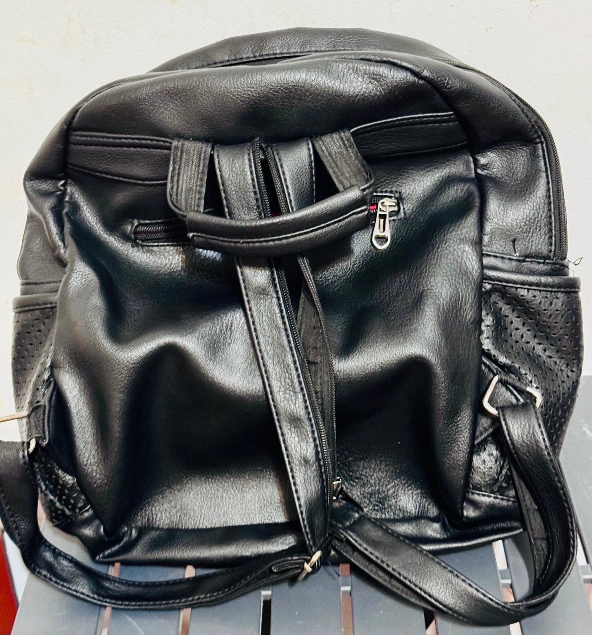 H.marcelo Black Backpack - photo 2