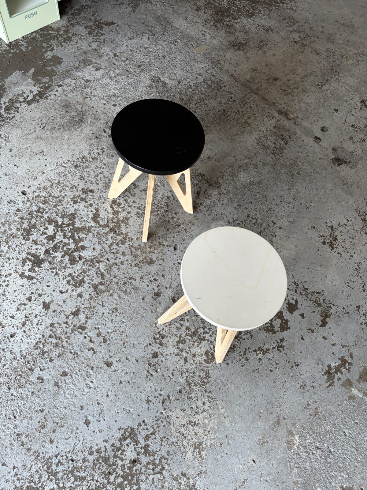 Matching Pair of Handmade Plywood Stools, Black and White - photo 3