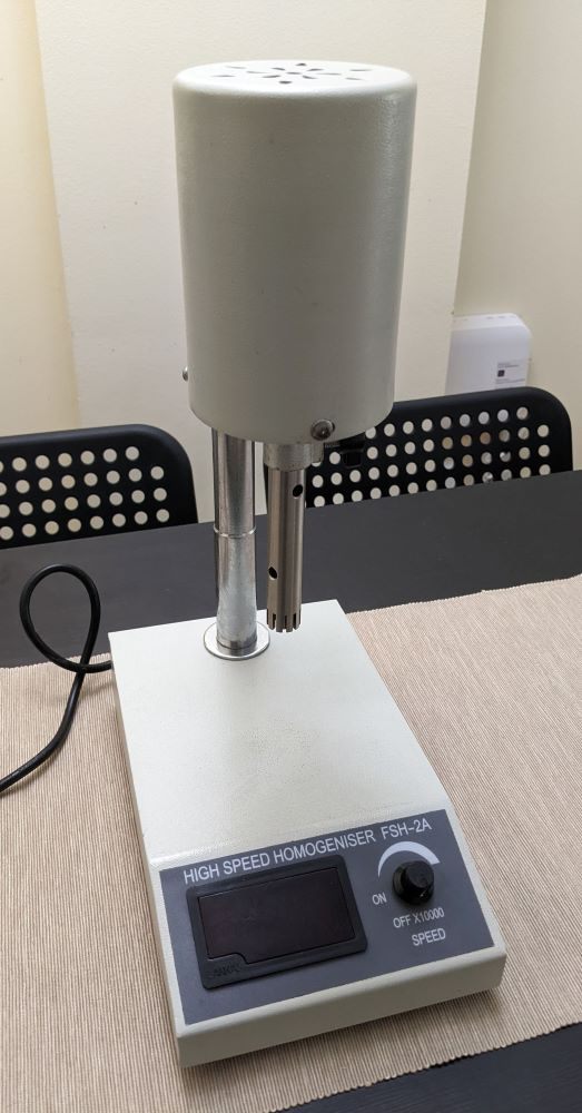 Adjustable high speed homogenizer-Laboratory size
