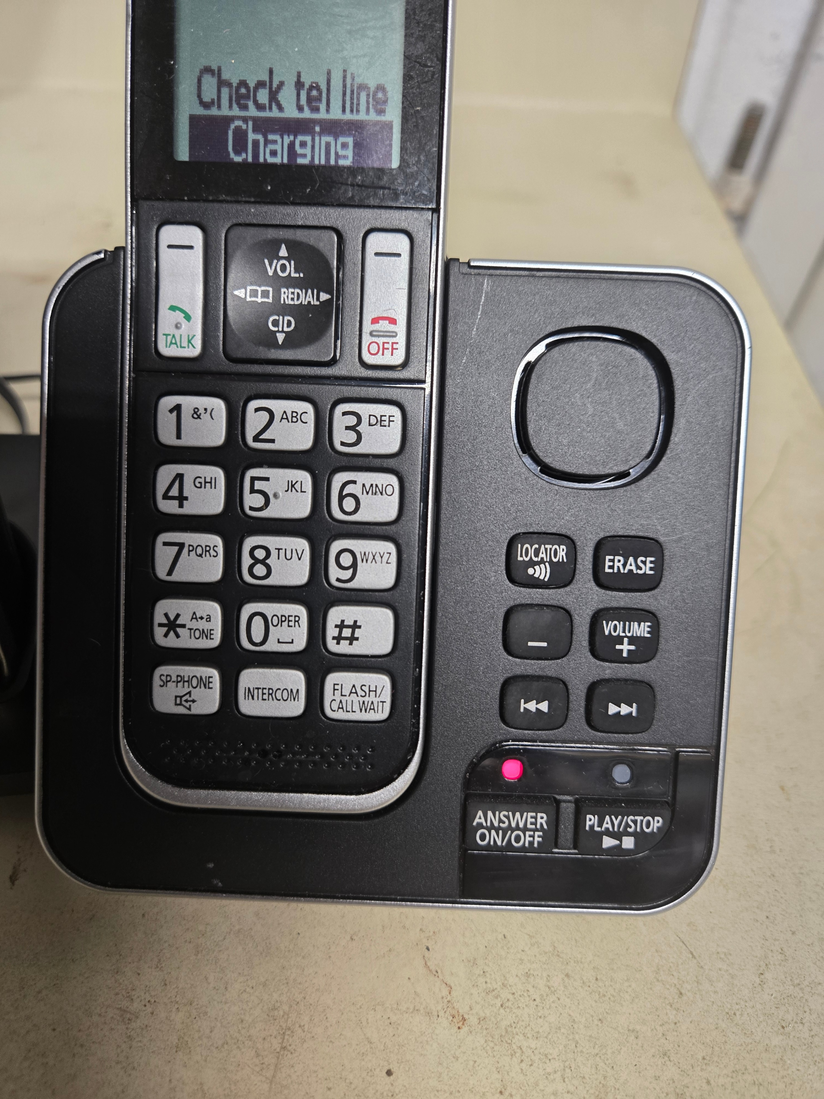 Panasonic Cordless Phone System KX-TGD390C - photo 2