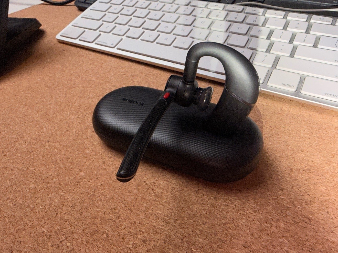 Yealink BH71 Pro Bluetooth Headset with Charging Case - photo 3