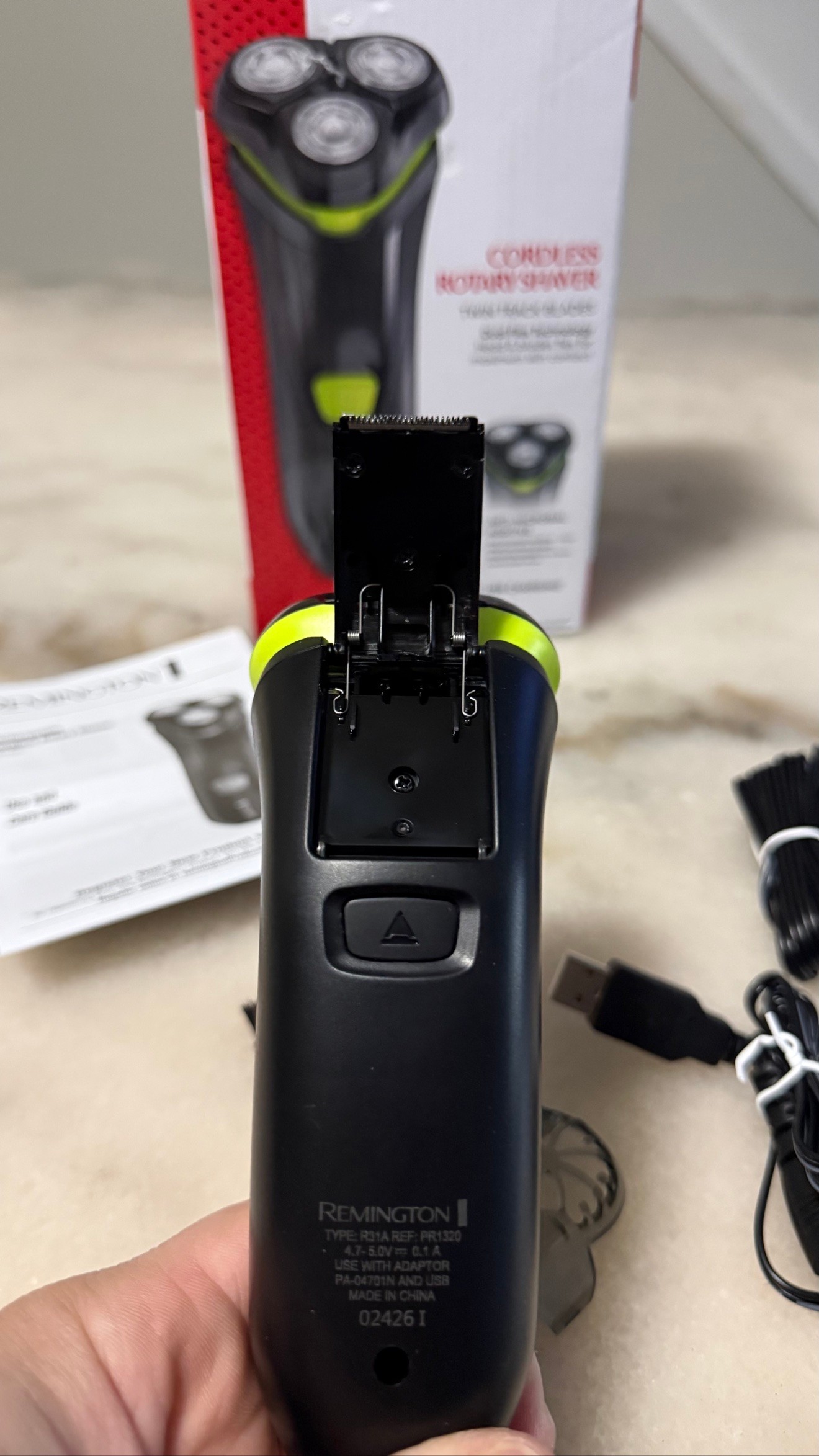 NEW Remington Cordless Rotary Shaver - photo 4