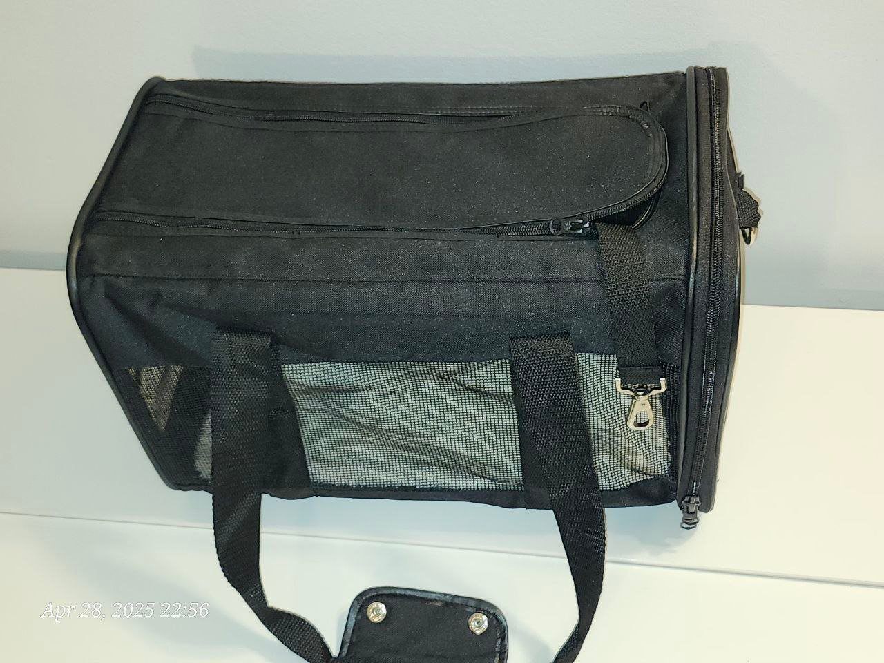 Soft Pet Carrier Bag – Black, Mesh Windows & Fleece Pad